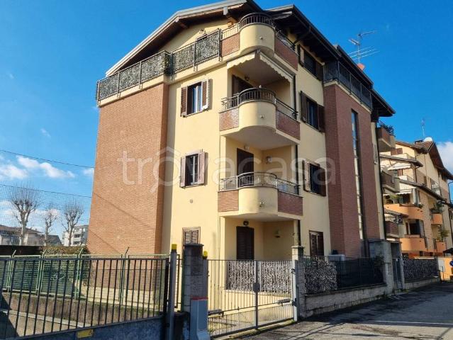 Trilocale in vendita a Busto Arsizio via Vizzola Ticino, 11, Sant'Edoardo