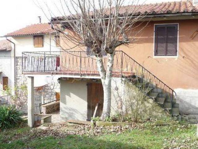 Trilocale in vendita a Bagnolo, Santa Fiora