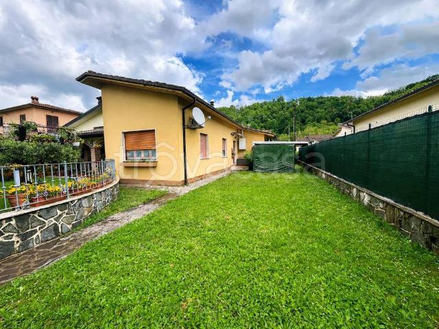 Trilocale in vendita a Barga via Serchio, 4, Ponte All'ania