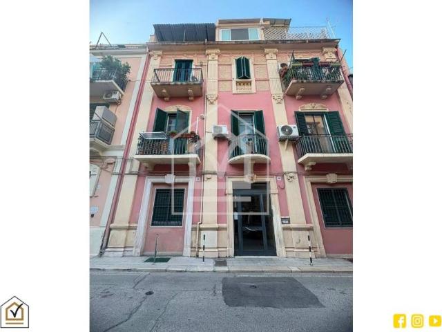 Trilocale in vendita a Bari, Carrassi