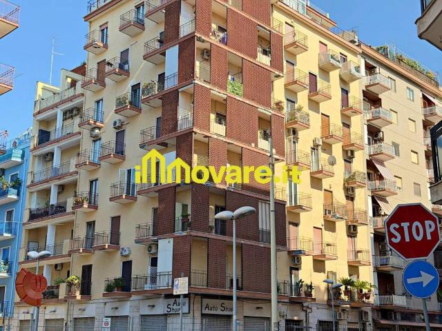 Trilocale in vendita a Bari, Libertà