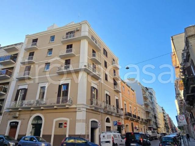 Trilocale in vendita a Bari, Murat