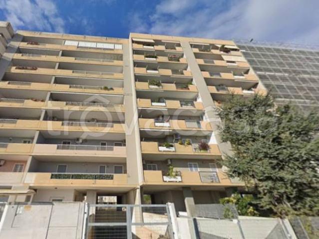 Trilocale in vendita a Bari via Nicola Manzari, 18, Ceglie del Campo