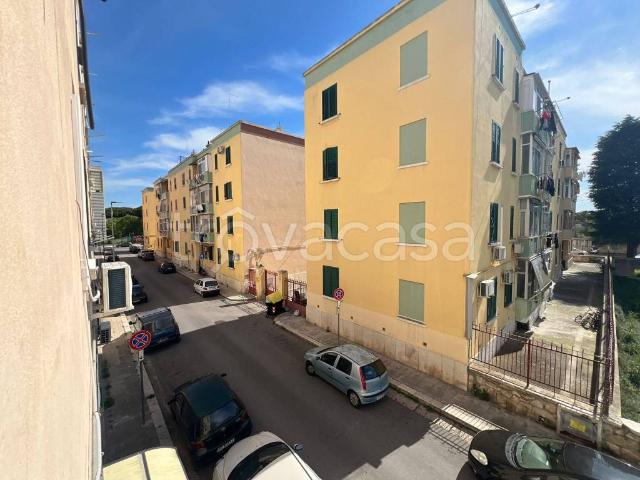 Trilocale in vendita a Bari via Bruno Buozzi, Santa Caterina
