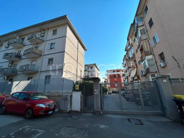 Trilocale in vendita a Bari via Saverio Damiani, 5, Santa Caterina