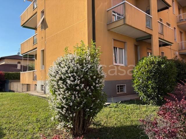 Trilocale in vendita a Bernareggio via Emilia