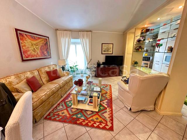Trilocale in vendita a Bergamo, Borgo Palazzo