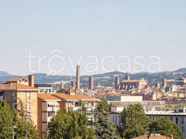 Trilocale in vendita a Bologna, Noce Pescarola