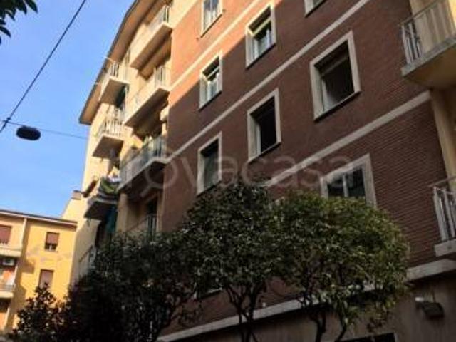 Trilocale in vendita a Bologna via Mascarella, 91, Irnerio