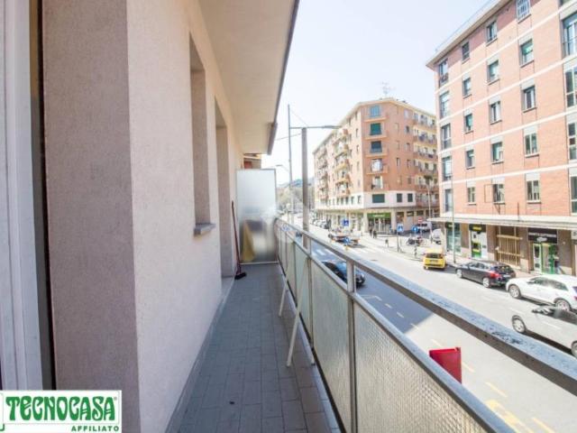 Trilocale in vendita a Bologna via Montefiorino, Saragozza fuori Porta