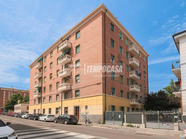 Trilocale in vendita a Bologna via dello Scalo, Saffi
