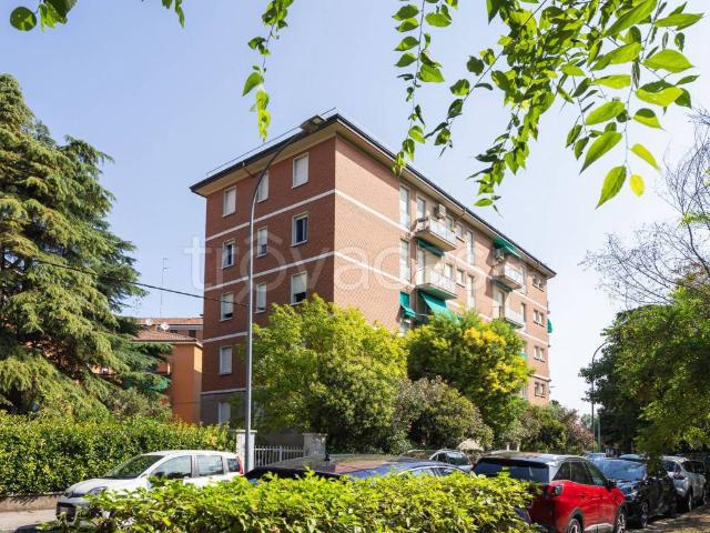 Trilocale in vendita a Bologna via Giovanni Crocioni, 3, Barca