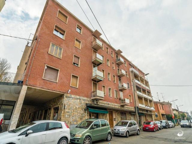 Trilocale in vendita a Bologna via Raffaele Bombelli, Borgo Panigale