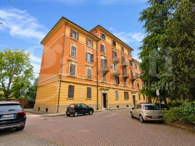 Trilocale in vendita a Bologna via Zanardi, 75, Noce Pescarola