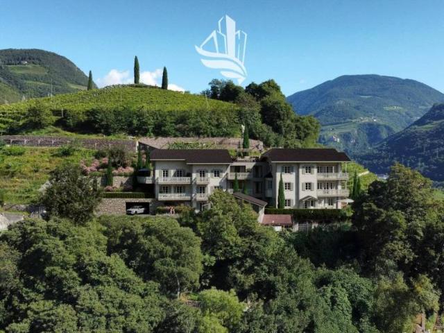 Trilocale in vendita a Bolzano, Rencio