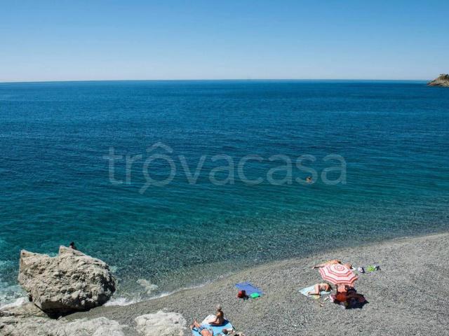 Trilocale in vendita a Bonassola, Montaretto