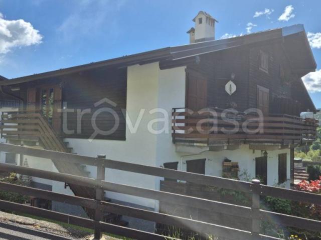 Trilocale in vendita a Borno