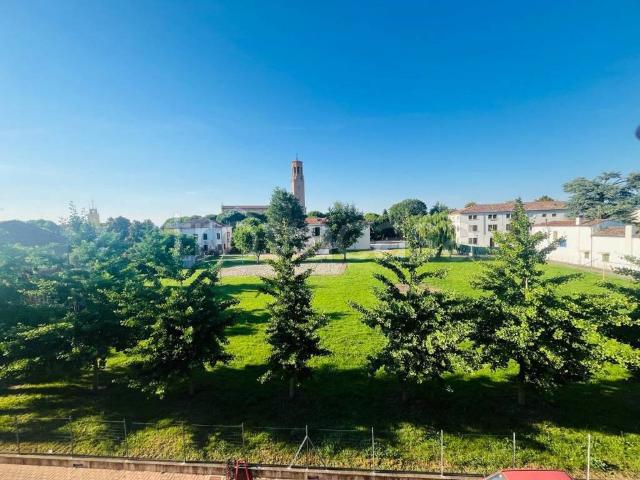 Trilocale in vendita a Borgo Veneto via Antonio Vivaldi