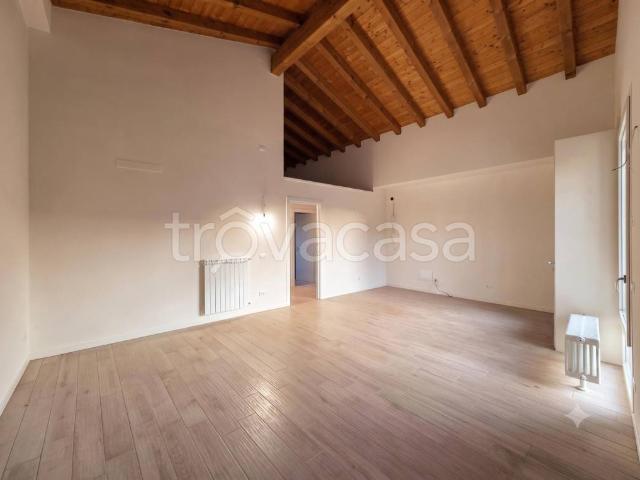 Trilocale in vendita a Bovezzo via I Maggio, 5