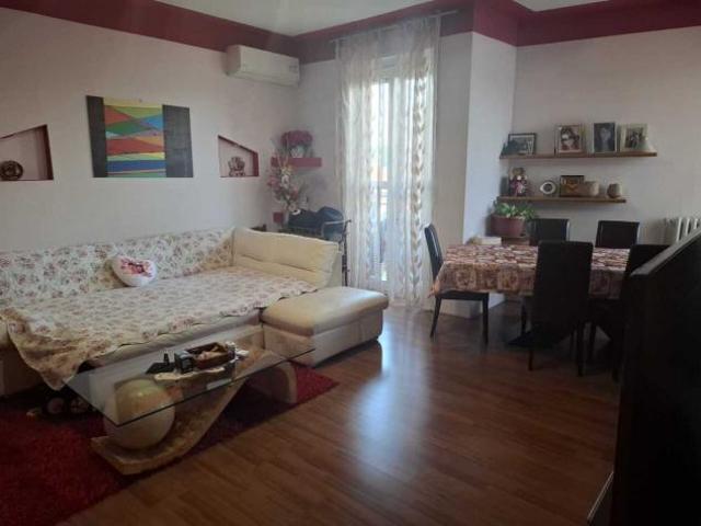 Trilocale in vendita a Bovisio Masciago
