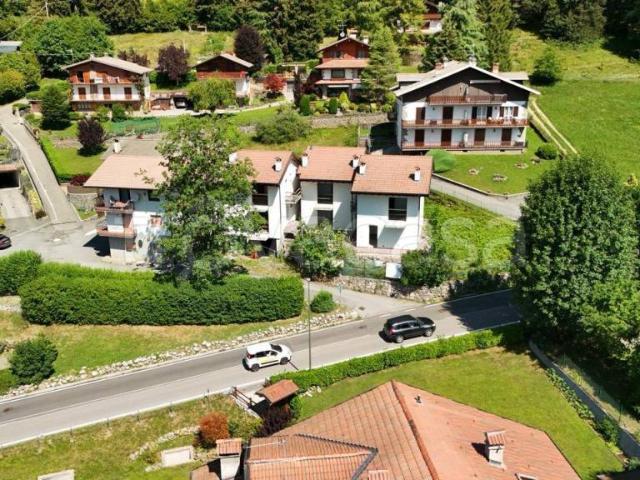 Trilocale in vendita a Bratto, Castione della Presolana