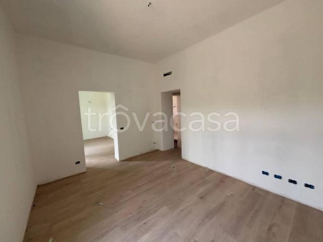 Trilocale in vendita a Brescia via delle Rose, Primo Maggio