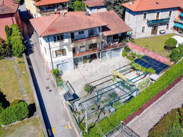 Trilocale in vendita a Brezzo di Bedero via Trieste, 73, Brezzo