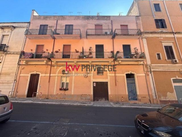 Trilocale in vendita a Brindisi, Centro Storico