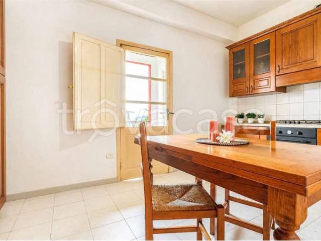 Trilocale in vendita a Cagliari, Genneruxi