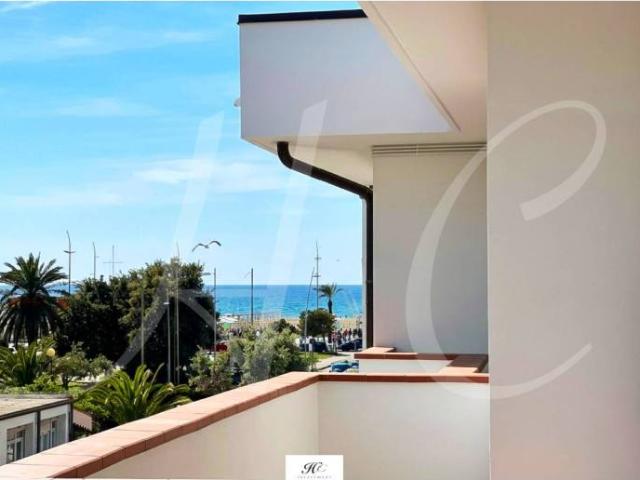 Trilocale in vendita a Camaiore, Lido Di Camaiore