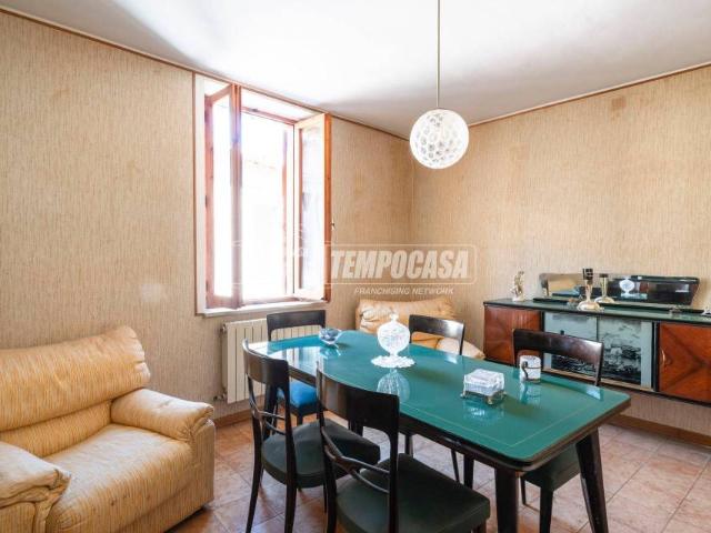 Trilocale in vendita a Camerino via Medici Ansovino