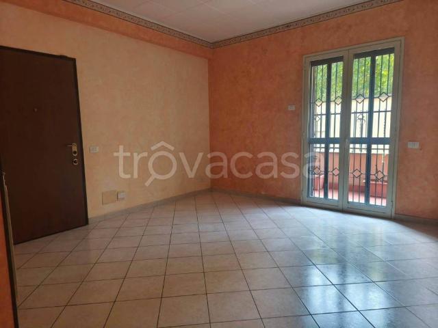 Trilocale in vendita a Camporotondo Etneo viale dello Sport, 12
