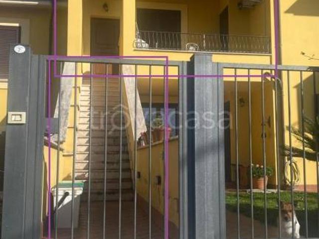 Trilocale in vendita a Canneto, Fara in Sabina