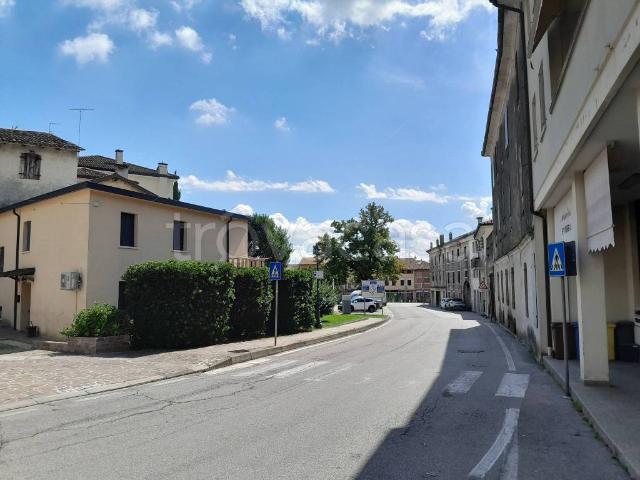 Trilocale in vendita a Caneva via Enrico Chiaradia, 19