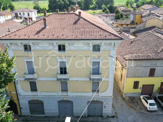 Trilocale in vendita a Casalbuttano ed Uniti via Leonida Bissolati, 34