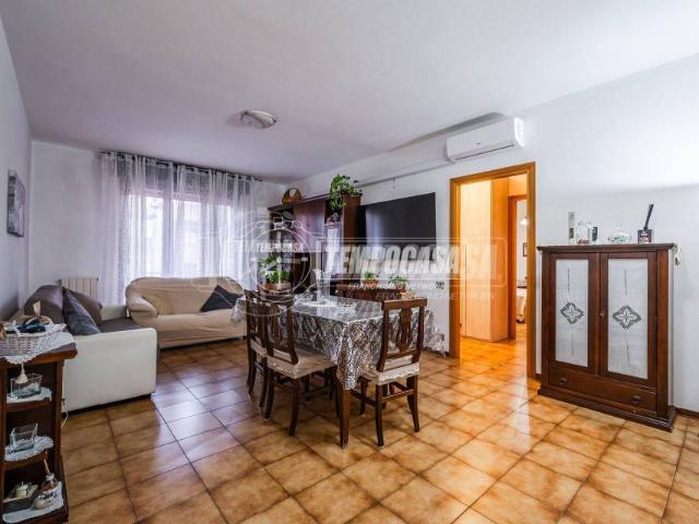 Trilocale in vendita a Casalgrande via Don Luigi Sturzo 4