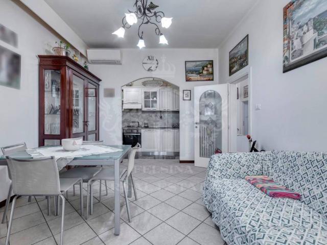 Trilocale in vendita a Casalecchio di Reno via Calzavecchio, 38