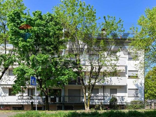 Trilocale in vendita a Cassano d'Adda via europa, 250 a