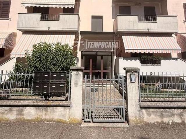 Trilocale in vendita a Castel San Giovanni via Pompeo Vigola