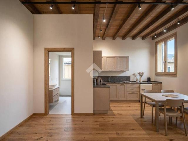 Trilocale in vendita a Castelnovo di Sotto via XXV Aprile, 17