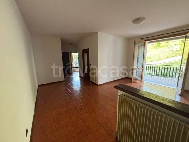 Trilocale in vendita a Castelnovo ne' Monti, Felina