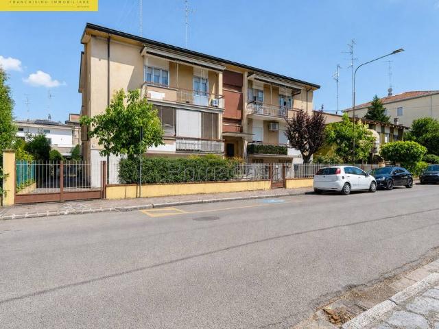 Trilocale in vendita a Carpi, Ospedale
