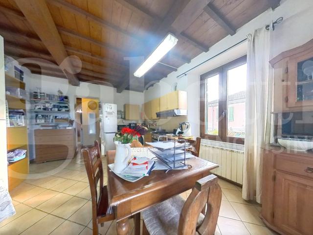 Trilocale in vendita a Carrara
