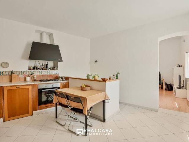 Trilocale in vendita a Carrara via Cappelletto, Centro città