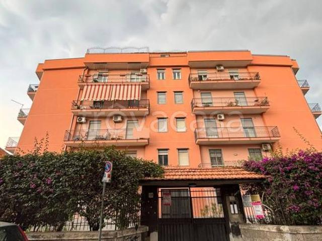Trilocale in vendita a Catania via Curia, Rapisardi