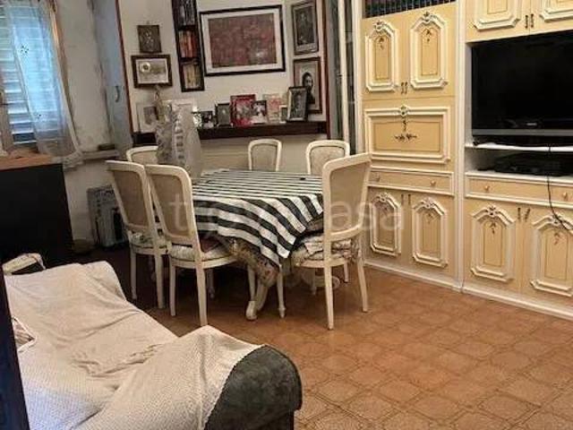 Trilocale in vendita a Catanzaro, Sala