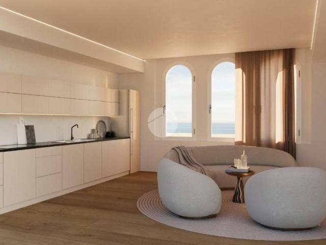 Trilocale in vendita a Cesenatico viale g. Carducci, 35