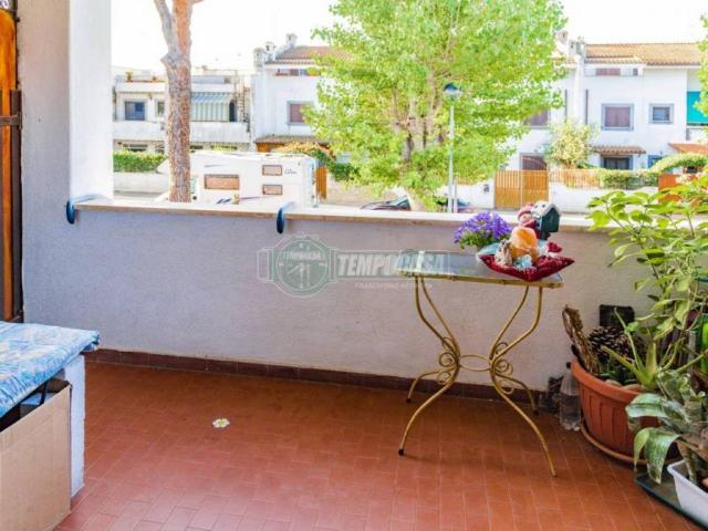 Trilocale in vendita a Cerveteri viale Fregene