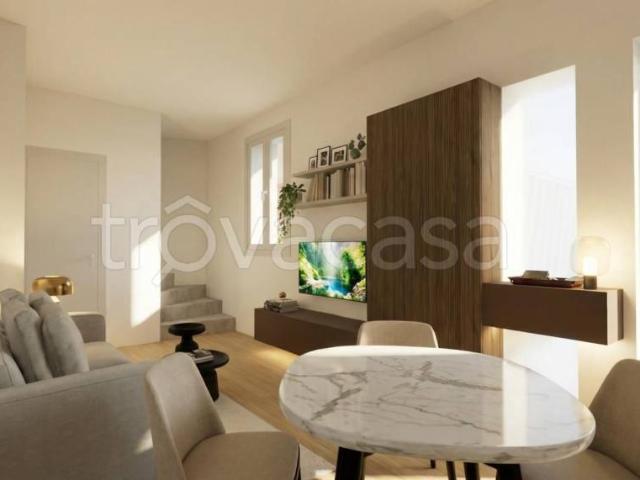 Trilocale in vendita a Cervignano d'Adda piazza Aldo Moro, 17