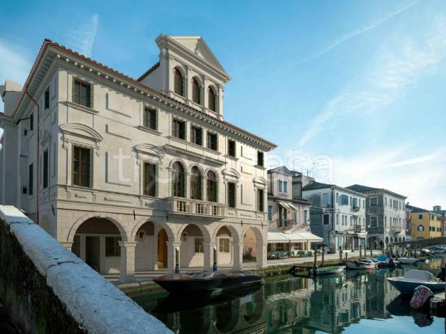 Trilocale in vendita a Chioggia calle Ponte Caneva